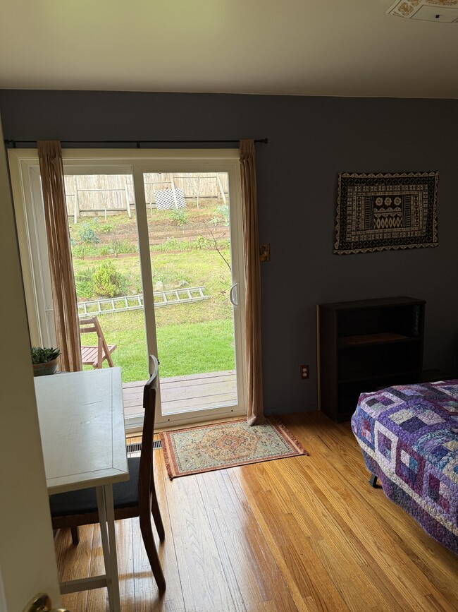 Building Photo - 2112 Buttermilk Ln