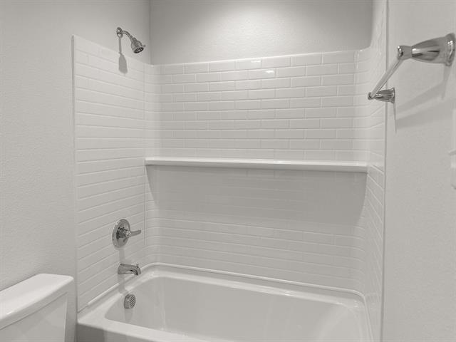 Building Photo - 1908 Iris Rd