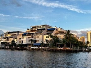 Building Photo - 456 Poinciana Island Dr