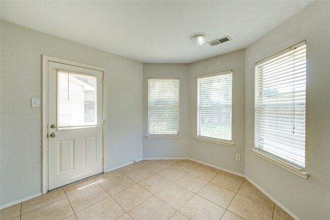 Building Photo - 19814 Lindenfield Pl