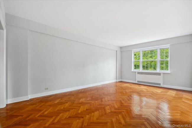 Building Photo - 45 Popham Rd