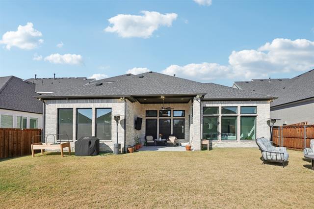 Building Photo - 3691 Spruce Hills St