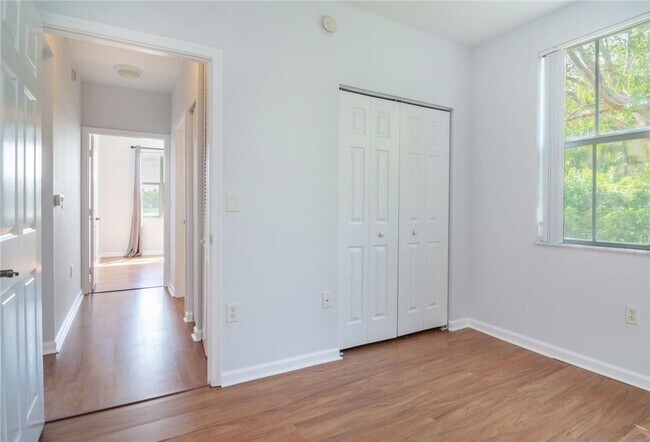Building Photo - 4404 SW 160th Ave