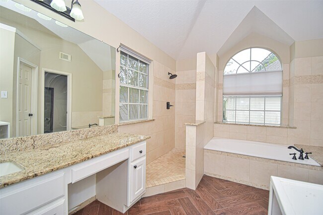 Building Photo - 12919 Bristol Berry Dr
