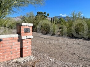 Building Photo - 4851 E Paseo del Bac