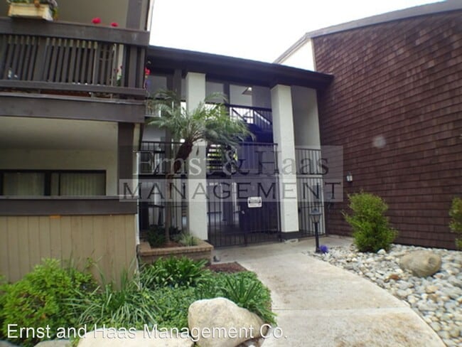 Building Photo - 2 br, 2 bath House - 2510 E. Willow  St. #204