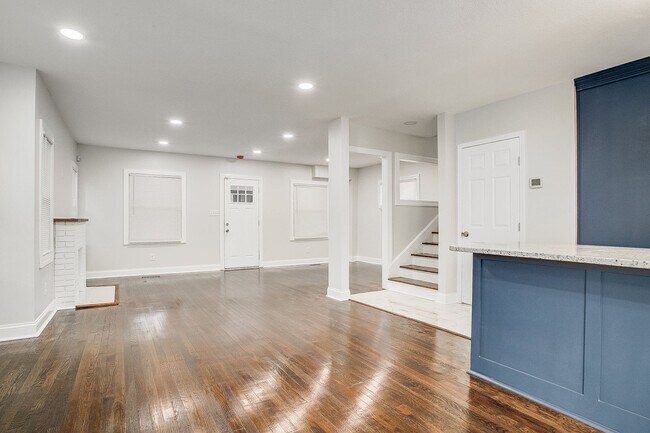 Building Photo - 5229 Brookwood Ave
