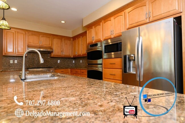 Building Photo - Benicia! Waters End five bedrooms, four baths and over 4,300SF available now!