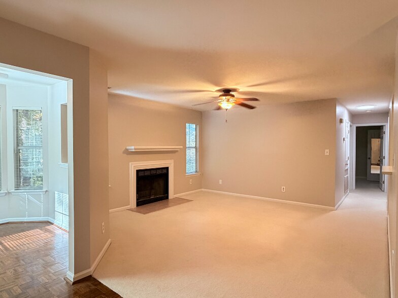 Building Photo - 6140 Gray Gate Ln