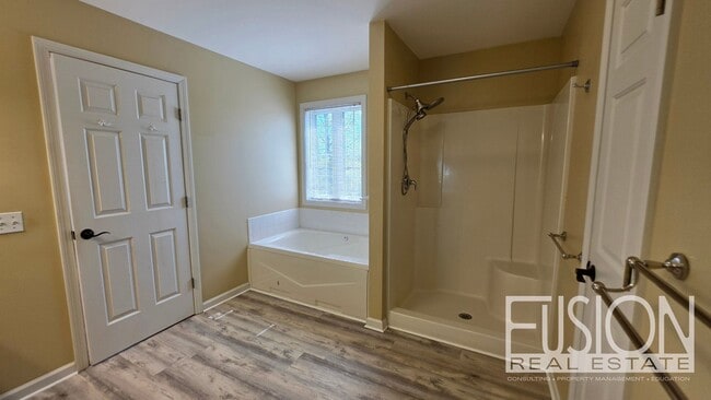 Building Photo - Elegant Four Bedroom Home in Dorset Farms!