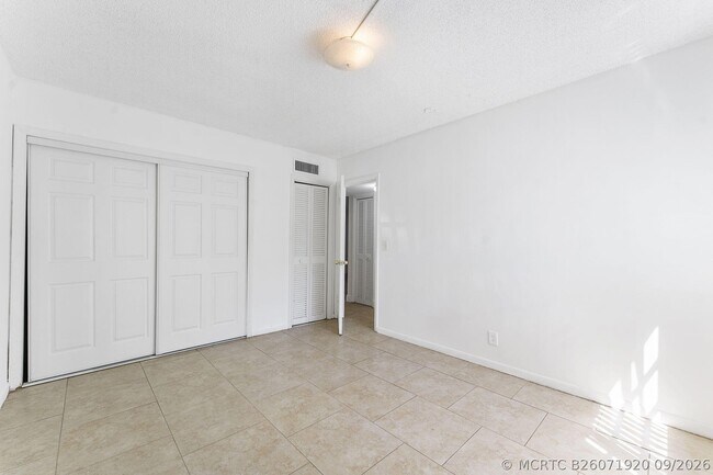 Building Photo - 632 NW 13th St