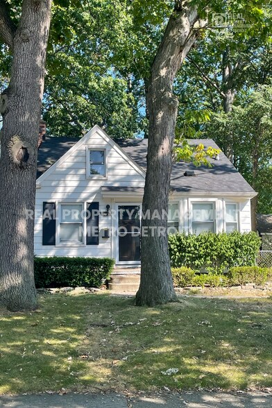 Primary Photo - 1325 Cherokee Ave