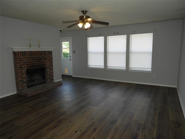Building Photo - 2604 Lookout Dr