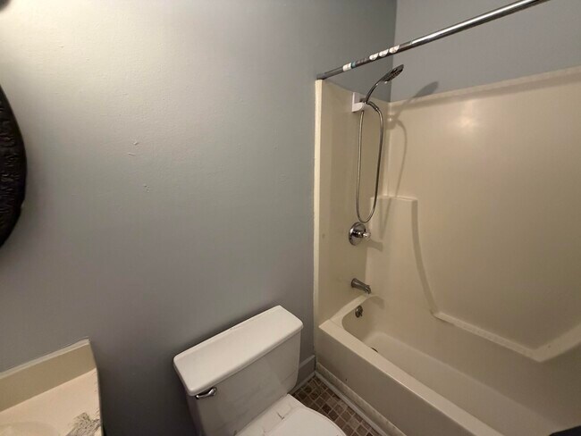 Building Photo - 1212 James-