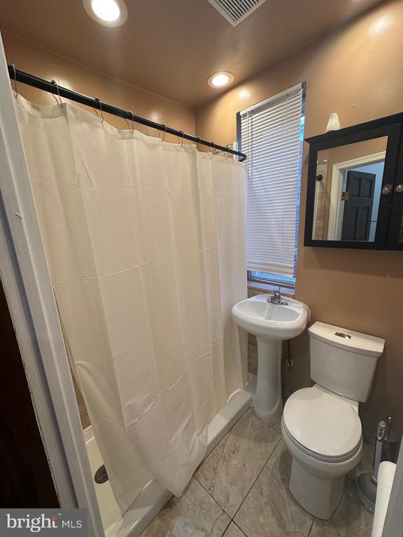 Building Photo - 2235 N Bouvier St