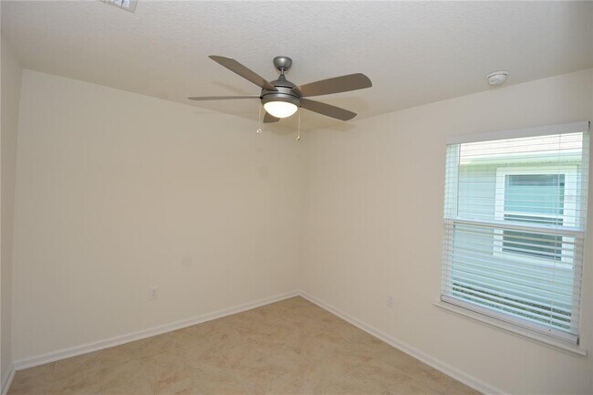 Building Photo - 24 Windsor Ter