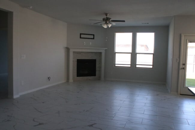 Building Photo - 6814 Colony Rd