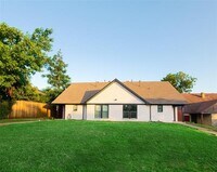 Building Photo - 7618 Thistle Ln