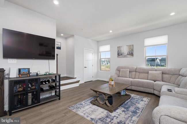 Building Photo - 1109 Patuxent Greens Dr