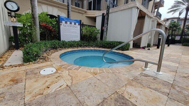 Building Photo - 4445 El Mar Dr