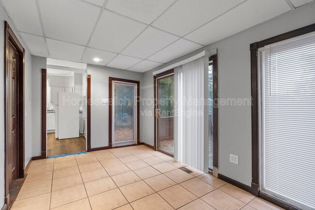 Building Photo - 2420 Shirley Ave