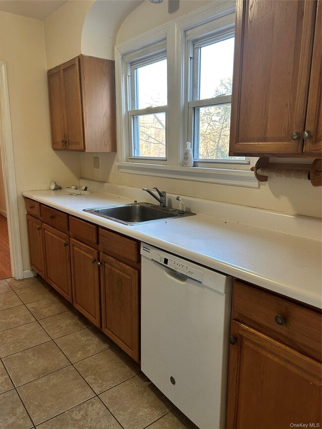 Building Photo - 853 Little Britain Rd