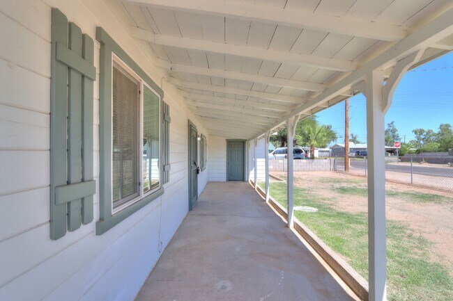 Building Photo - 1341 N Crane St