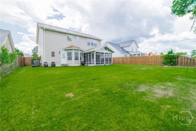 Building Photo - 504 Golden Grove Ln