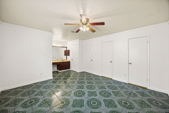 Building Photo - 7226 Ridgeberry Dr