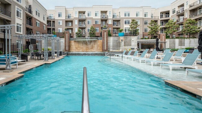 Building Photo - 8800 Penrose Ln