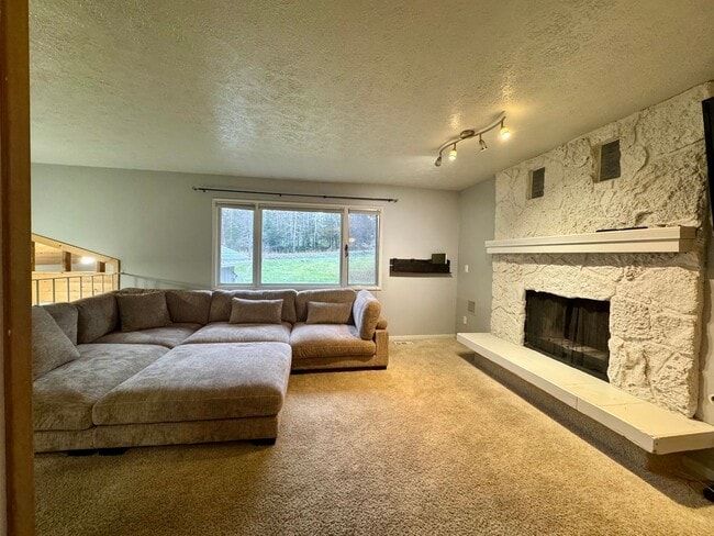 Building Photo - 33085 Community College Dr