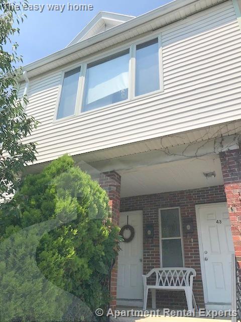 Building Photo - 45 Pinkham Rd