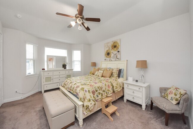 Building Photo - 8806 Chapada Highlands Dr