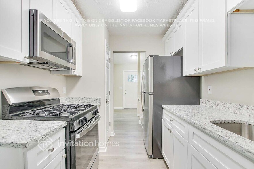 Building Photo - 1599 Clifton Downs Dr SE