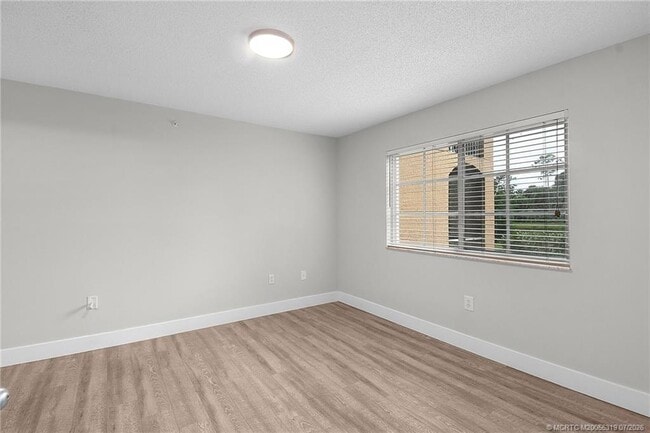 Building Photo - 3765 NW Mediterranean Ln
