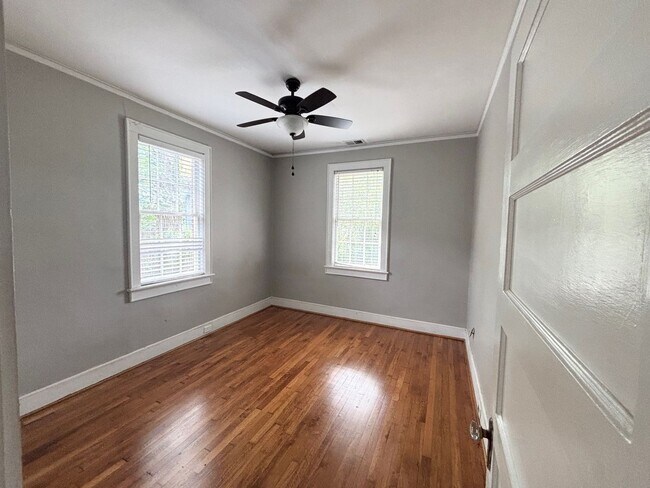 Building Photo - 405 S Edisto Ave