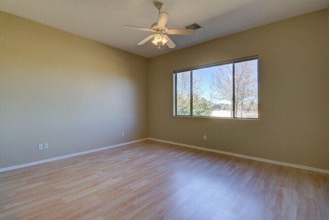 Building Photo - Granville Home for Rent!