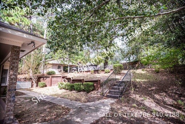 Building Photo - 7007 Dorsey Dr