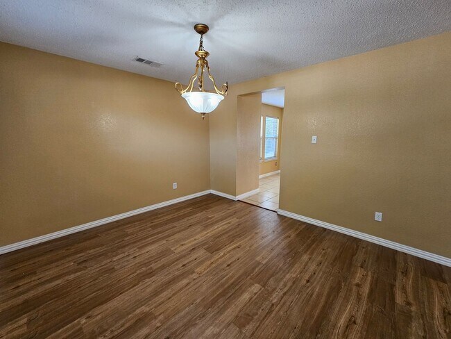 Building Photo - Incredible home available in Reserve At Hi...