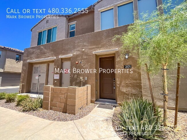 Primary Photo - 761 E Furness Dr