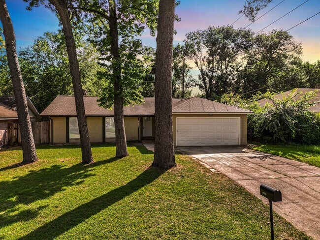 Primary Photo - 23207 Naples Dr