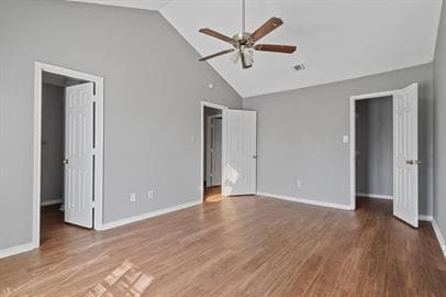 Building Photo - 804 Custer St