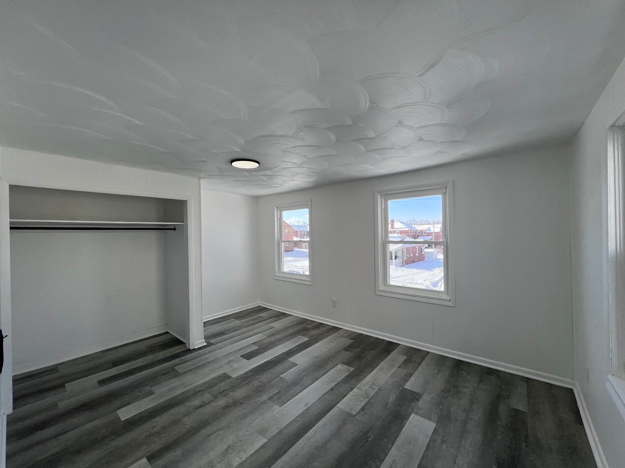 Building Photo - 866 Miller Ave