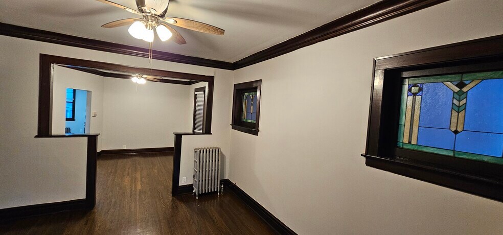 Building Photo - 3823 N Drake Ave