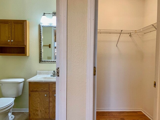 Building Photo - COMING SOON! Wonderful 3 Bedroom 2 Bathroo...