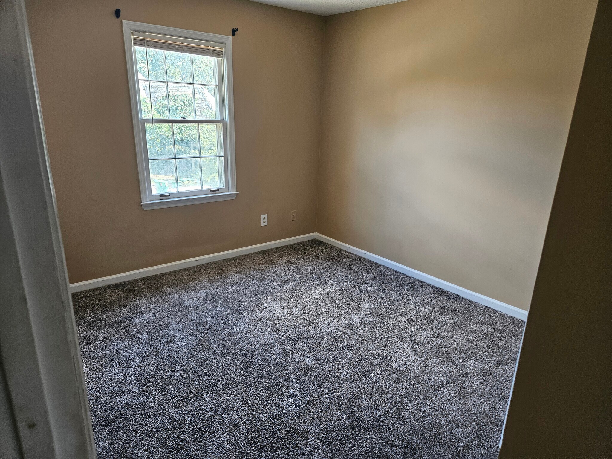 Building Photo - 148 Glen Acres Ct