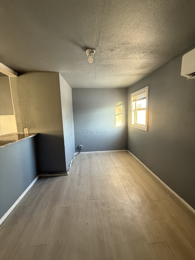 Building Photo - 4907 37th St