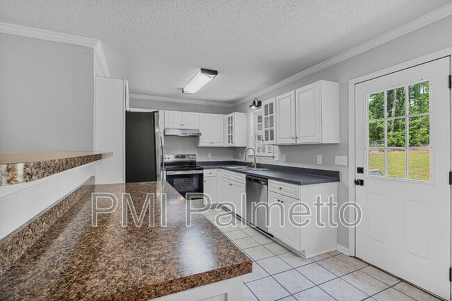 Building Photo - 156 Lanier Ave