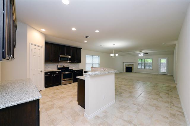 Building Photo - 1917 Megan Creek Dr