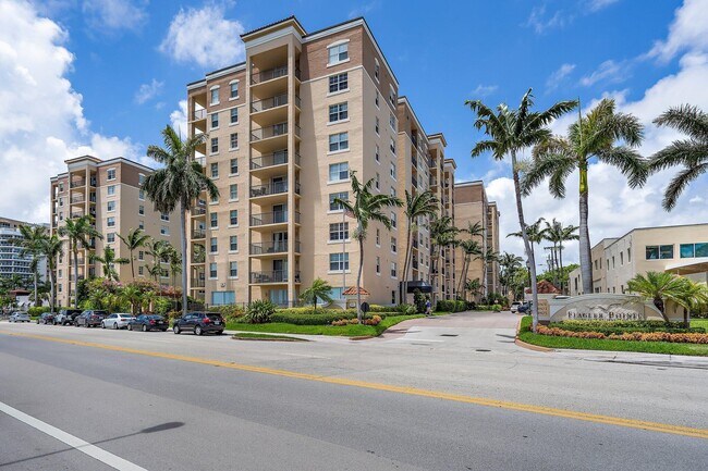 Building Photo - 1803 N Flagler Dr
